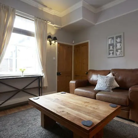 27 George Street York