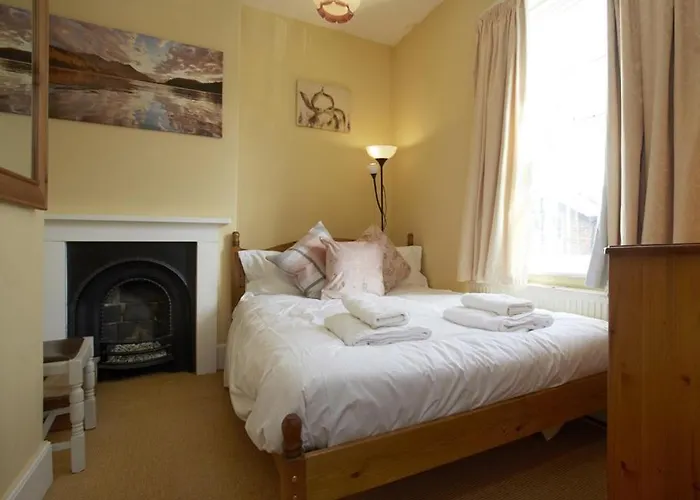 27 George Street York